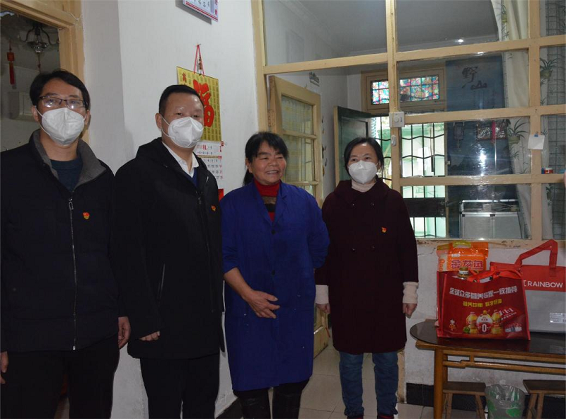 建材科技機關(guān)黨總支開(kāi)展“情暖冬日 愛(ài)暖人心”慰問(wèn)活動(dòng)-4.png