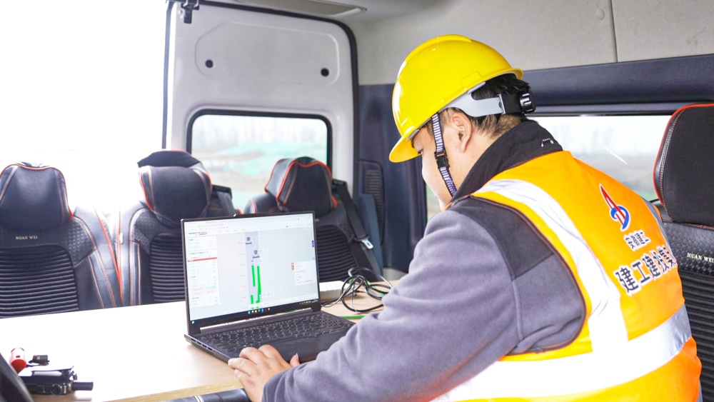 無(wú)人攤鋪 (10).jpg